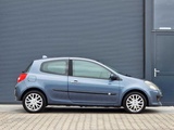 Miniaturansicht von Renault - 2006 - Clio - 1.4-16V Dynam.Luxe - 47-TD-PL