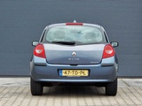 Miniaturansicht von Renault - 2006 - Clio - 1.4-16V Dynam.Luxe - 47-TD-PL