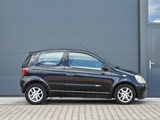 Miniaturansicht von Toyota - 1999 - Yaris - 1.0-16V VVT-i Terra - ZJ-ZS-15