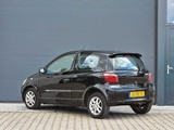 Miniaturansicht von Toyota - 1999 - Yaris - 1.0-16V VVT-i Terra - ZJ-ZS-15