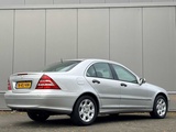 Minituur van Mercedes-Benz - 2005 - C-klasse - 180 K. Classic - 76-RJ-HN