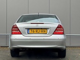 Minituur van Mercedes-Benz - 2005 - C-klasse - 180 K. Classic - 76-RJ-HN