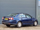 Miniaturansicht von Volkswagen - 2006 - Jetta - 1.6 FSI Comfortline - 45-TJ-ZB