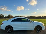 Minituur van Mercedes-Benz - CLA-klasse - 180 Ambition - 1-TJP-81 - 2014