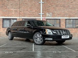 Minituur van Cadillac Six Door Limousine Superior 6-Deurs Rouwauto 2010
