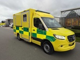Minituur van Mercedes - 2020 - Sprinter Ambulance - Ambulance