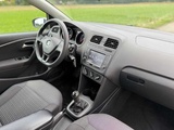 Miniaturansicht von Volkswagen - 2016 - Polo - 1.2 TSI Comfortline - JS-451-D