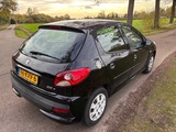 Miniaturansicht von Peugeot - 2010 - 206+ - 1.4 XS - 96-KVV-6