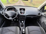 Miniaturansicht von Peugeot - 2010 - 206+ - 1.4 XS - 96-KVV-6