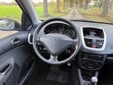 Miniaturansicht von Peugeot - 2010 - 206+ - 1.4 XS - 96-KVV-6