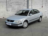 Miniaturansicht von Volkswagen Passat 1.9 TDI Trendline 90PS 2000, 06-FD-FF