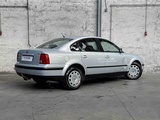 Miniaturansicht von Volkswagen Passat 1.9 TDI Trendline 90PS 2000, 06-FD-FF