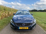 Miniaturansicht von Volvo - 2013 - V60 - 2.4 D6 AWD Pl.i Summe. - 7-SZH-17