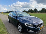 Miniaturansicht von Volvo - 2013 - V60 - 2.4 D6 AWD Pl.i Summe. - 7-SZH-17