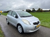 Miniaturansicht von Toyota - 2007 - Yaris - 1.3 VVTi Sol - 82-XL-GX