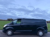 Miniaturansicht von Ford - 2017 - Transit Custom - 290 2.0 TDCI L2H1 Tr - V-801-FT