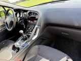 Miniaturansicht von Peugeot - 2010 - 3008 - 1.6 VTi ST - 53-LGG-7