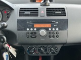 Miniaturansicht von 2006 - Suzuki - Swift - 1.3 Shogun - Auto