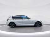 Miniaturansicht von BMW 1er 118i Auto 2011 | J-005-GS