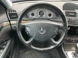 Miniaturansicht von 2003 - Mercedes-Benz - E-Klasse - 240 Avantgarde - Personenwagen