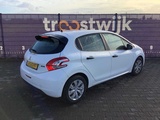 Miniaturansicht von 2013 - Peugeot - 208 - 1.0 VTi Access - PKW