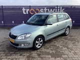 Miniaturansicht von 2010 - Skoda - Fabia Combi - 1.2 TDI Greenline - PKW