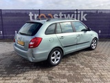 Miniaturansicht von 2010 - Skoda - Fabia Combi - 1.2 TDI Greenline - PKW