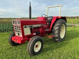 Minituur van International 644 Oldtimer tractor