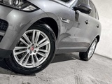 Miniaturansicht von Jaguar F-PACE 2.0 Portfolio AWD 20d 179PS 2017, NL-229-D