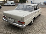 Miniaturansicht von Mercedes Benz 200 Oldtimer von 1966