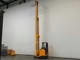 Minituur van Jungheinrich ETV216 Reach truck