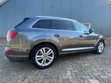 Miniaturansicht von 2016 Audi Q7 S-line E-tron Quattro Auto KT-784-N