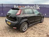 Miniaturansicht von 2011 - Fiat - Punto Evo - 1.3 M-Jet Dynamic - PKW