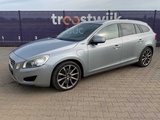 Miniaturansicht von 2013 - Volvo - V60 - 2.4 D6 AWD Pl.i.Pu.L - PKW