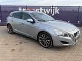 Miniaturansicht von 2013 - Volvo - V60 - 2.4 D6 AWD Pl.i.Pu.L - PKW