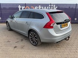 Miniaturansicht von 2013 - Volvo - V60 - 2.4 D6 AWD Pl.i.Pu.L - PKW