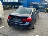 Minituur van 2016 BMW 318d Sedan Wagen
