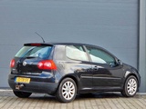 Miniaturansicht von Volkswagen - 2006 - Golf - 1.4 Trendline Bns - 10-TB-SK
