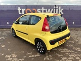 Minituur van 2005 - Peugeot - 107 - 1.0-12V XR - Personenauto