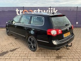 Miniaturansicht von 2007 - Volkswagen - Passat Variant - 2.0 FSI Comfortl.Bns - PKW