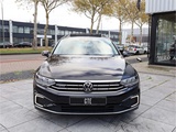 Miniaturansicht von Volkswagen Passat Variant GTE 1.4 TSI PHEV 218HP Automatik