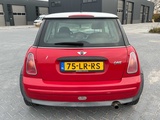 Minituur van 2003 Mini Cooper 1.6 One Salt Personenauto