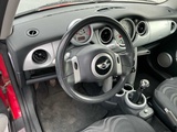 Minituur van 2003 Mini Cooper 1.6 One Salt Personenauto