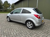 Minituur van 2009 Opel Corsa Personenauto