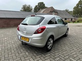 Minituur van 2009 Opel Corsa Personenauto