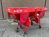 Minituur van 1998 Kuhn ALPHA 1141 Kunstmeststrooier