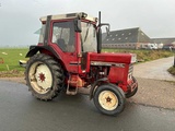 Minituur van 1981 International 745xl Tweewielaangedreven landbouwtractor