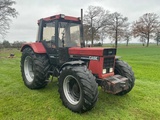 Minituur van 1986 Case international 1056 AXL Vierwielaangedreven landbouwtractor