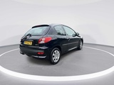 Minituur van Peugeot 206 + 1.1 XR | HF-622-R