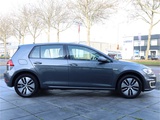 Minituur van Volkswagen e-Golf E-dition 100KW Automaat 2020